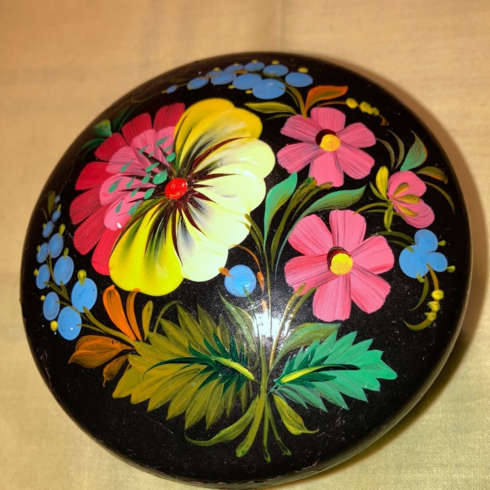 HAND CRAFTED- painted rd trinket box w/lid. Black w/bright flowers.  $12